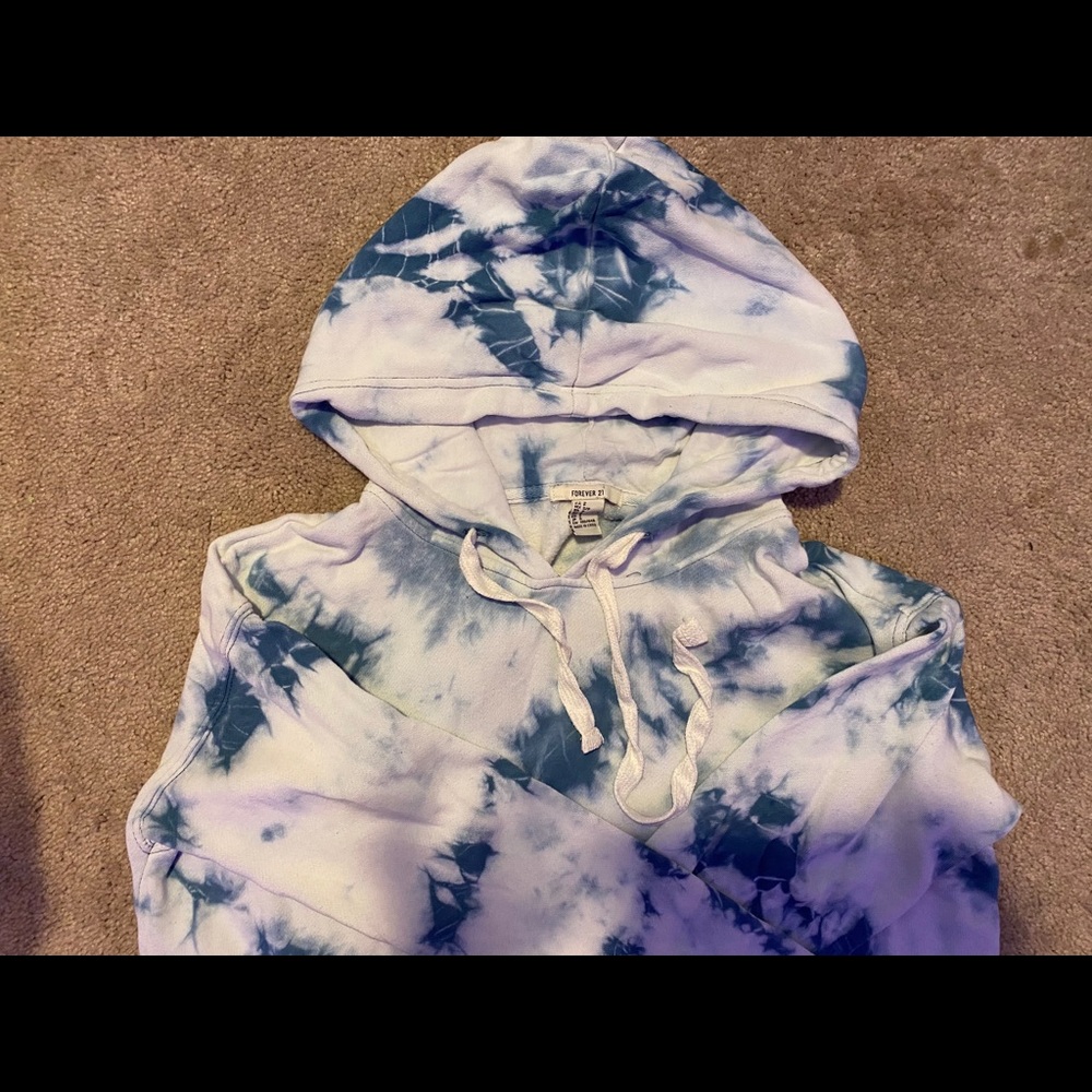 blue and white tie dye hoodie from forever 21!!